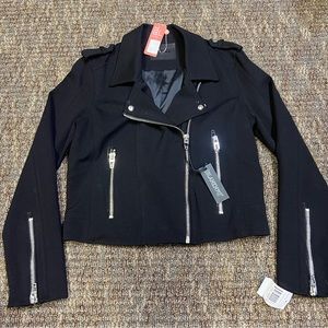 Blank NYC Women's Ponte Asymmetrical Zipper Crop Moto Jacket Caviar Black Medium